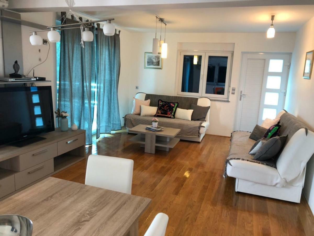 Apartment Nicole نوفاليا المظهر الخارجي الصورة